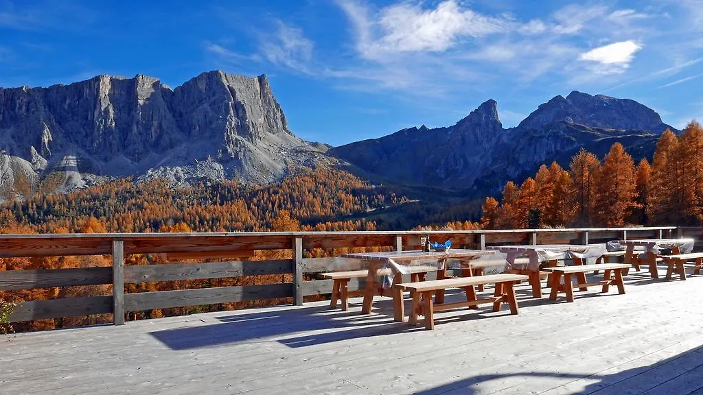 Affittacamere Malga Giau Hotel San Vito di Cadore Italia