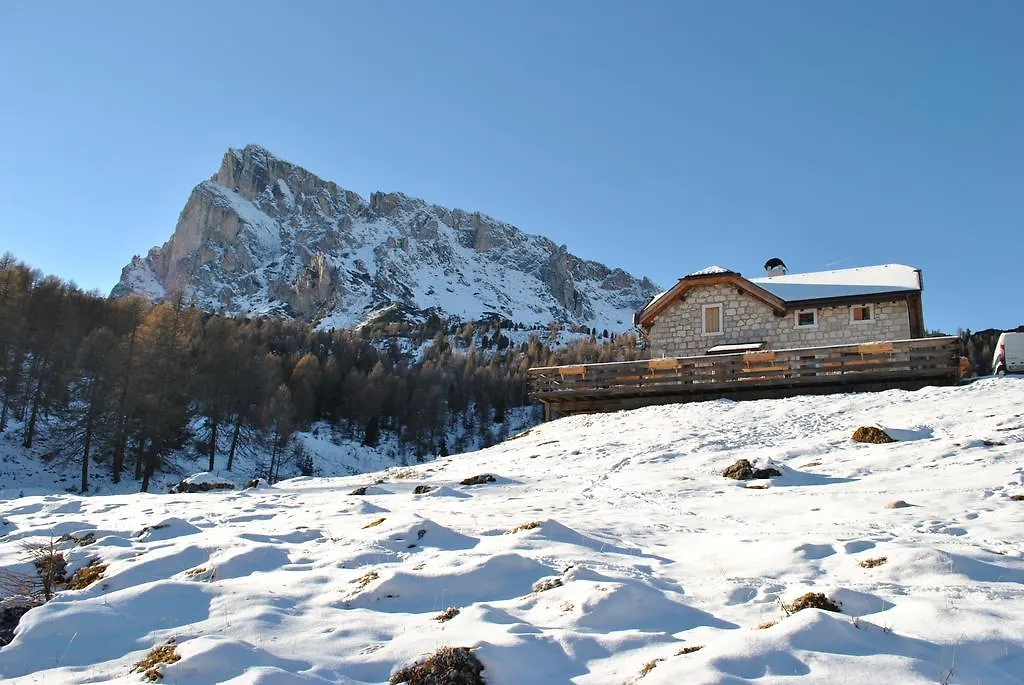 Malga Giau Hotel San Vito di Cadore Italia
